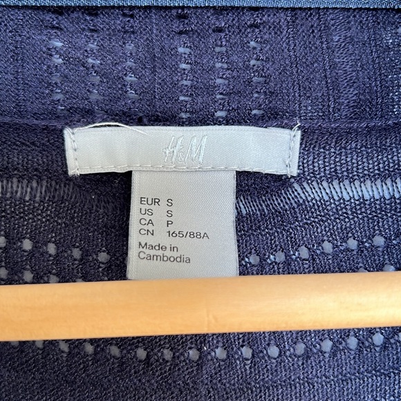 EUC H&M Open Front Navy Blue Silk Blend Cardigan size S - Picture 6 of 13
